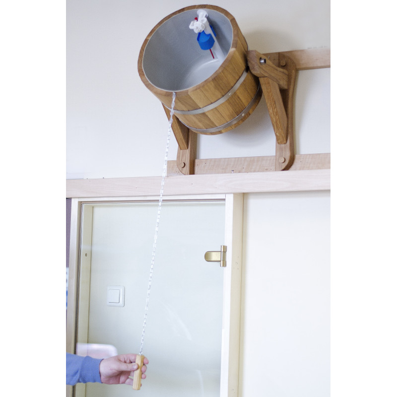 Наливна вана с пластмасова обвивка 30л