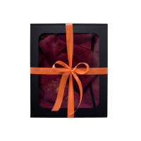 Подаръчен комплект в подаръчна кутия за НЕЯ. Дамска шапка и престилка за сауна - БОРДО