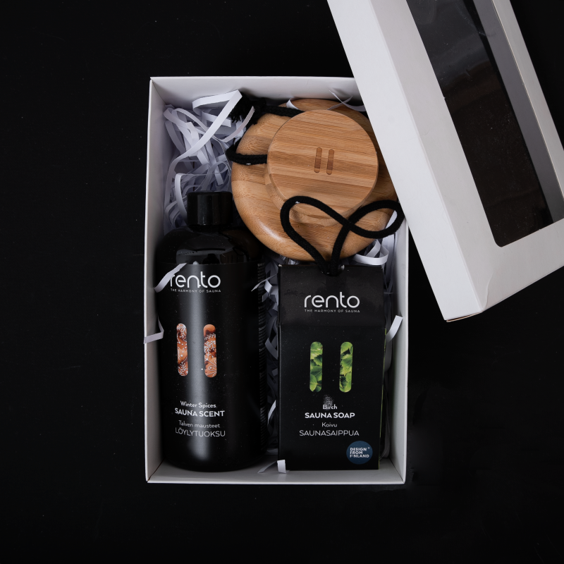 Подаръчен комплект в подаръчна кутия ЗИМНИ ПОДПРАВКИ. Ароматна есенция, четка за тяло и сапун.