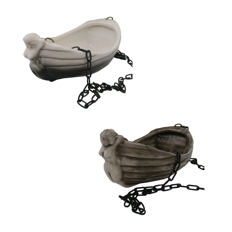 Керамичен съд за аромати - лодка с момиче