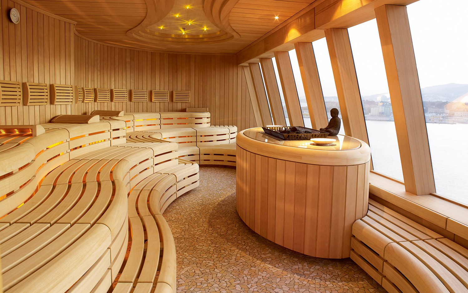 AIDA Cruises Стъклена сауна AIDA Cruises Glass Sauna