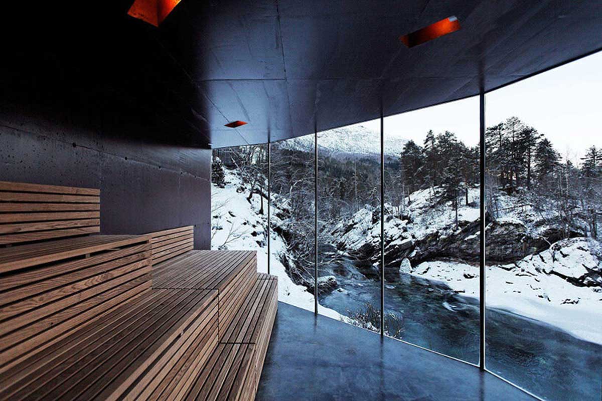 Сауна край реката Riverside Sauna